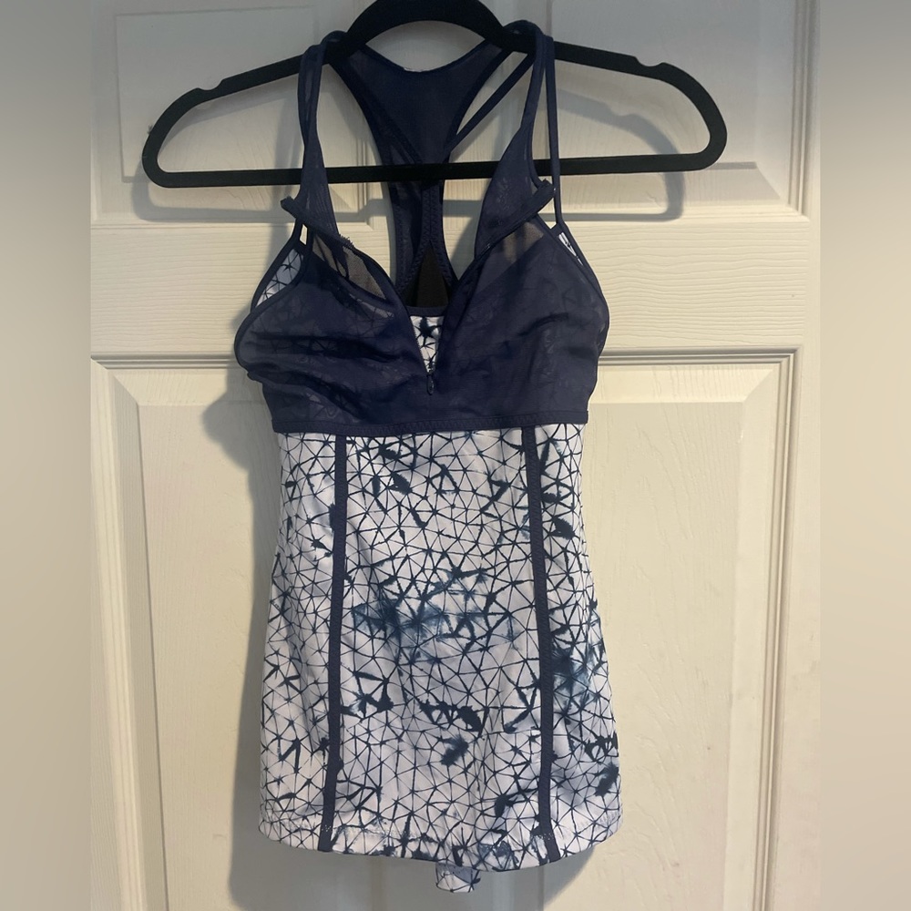 Lululemon biking tank